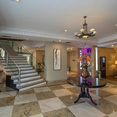 Hotel Victoria Villa Curitiba By Nacional Inn Bagian luar foto