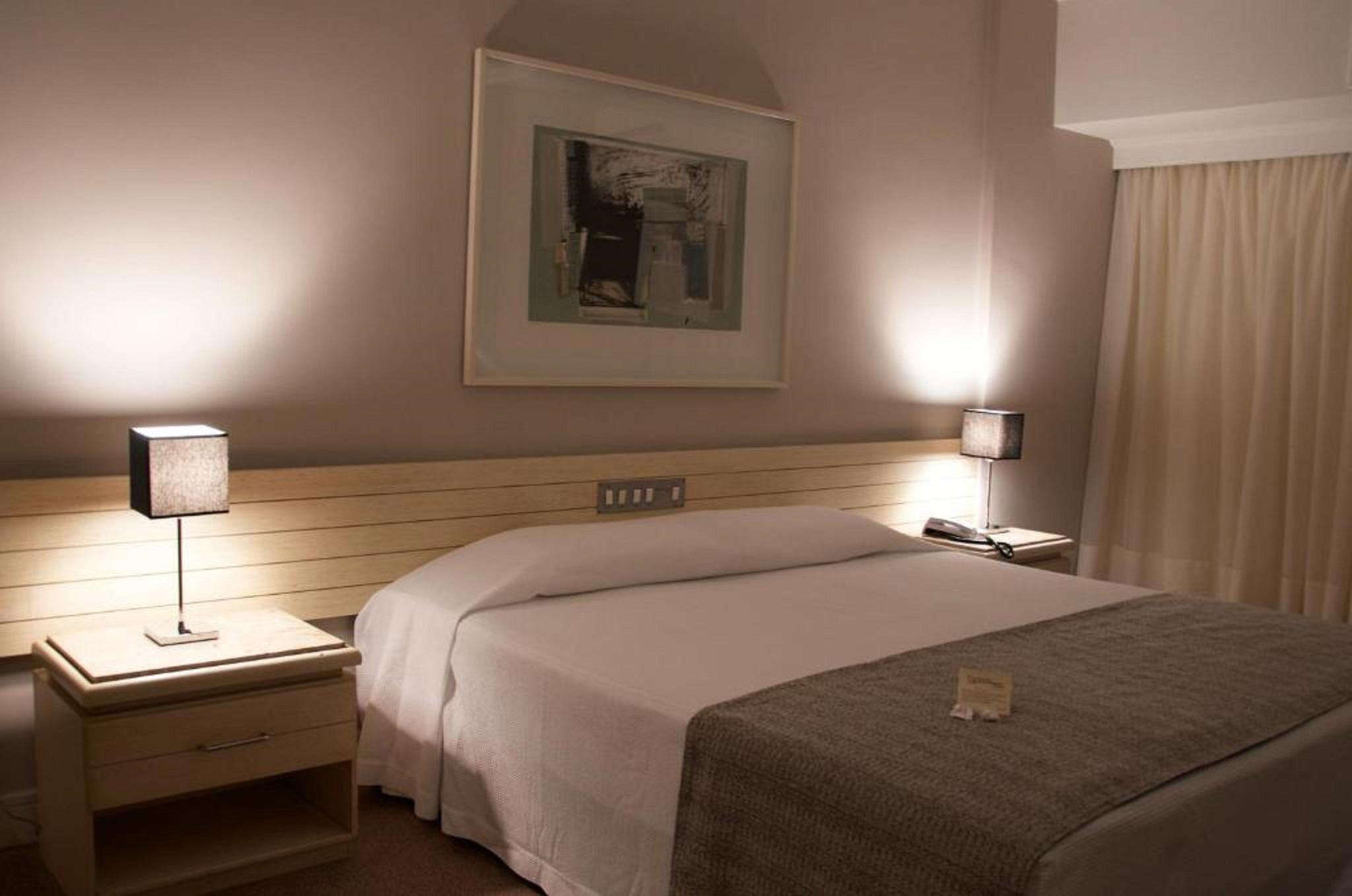Hotel Victoria Villa Curitiba By Nacional Inn Bagian luar foto
