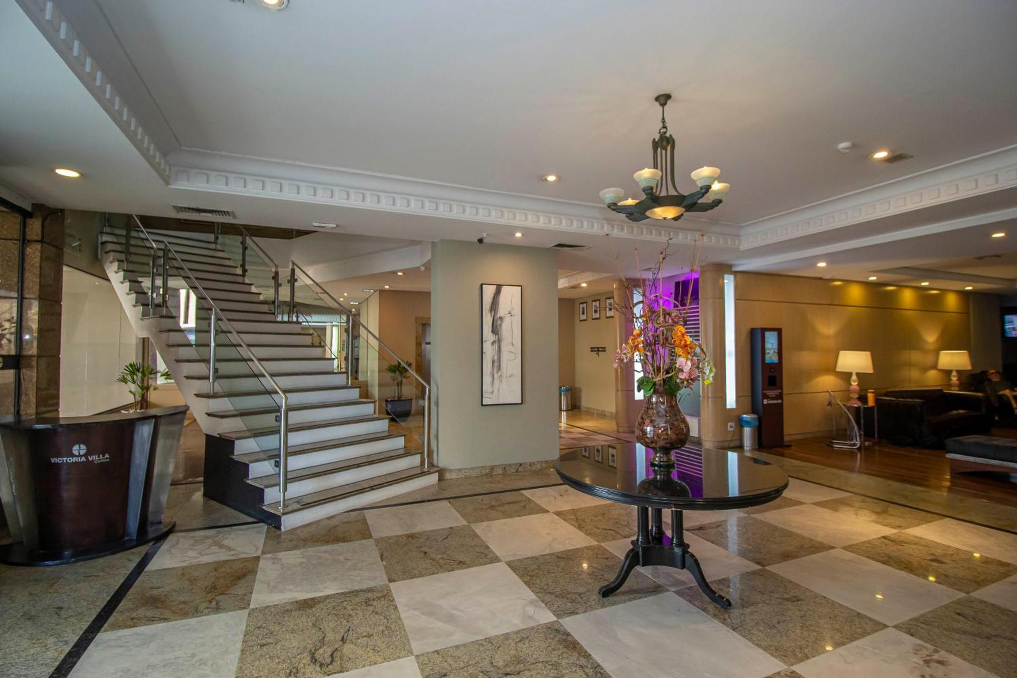 Hotel Victoria Villa Curitiba By Nacional Inn Bagian luar foto