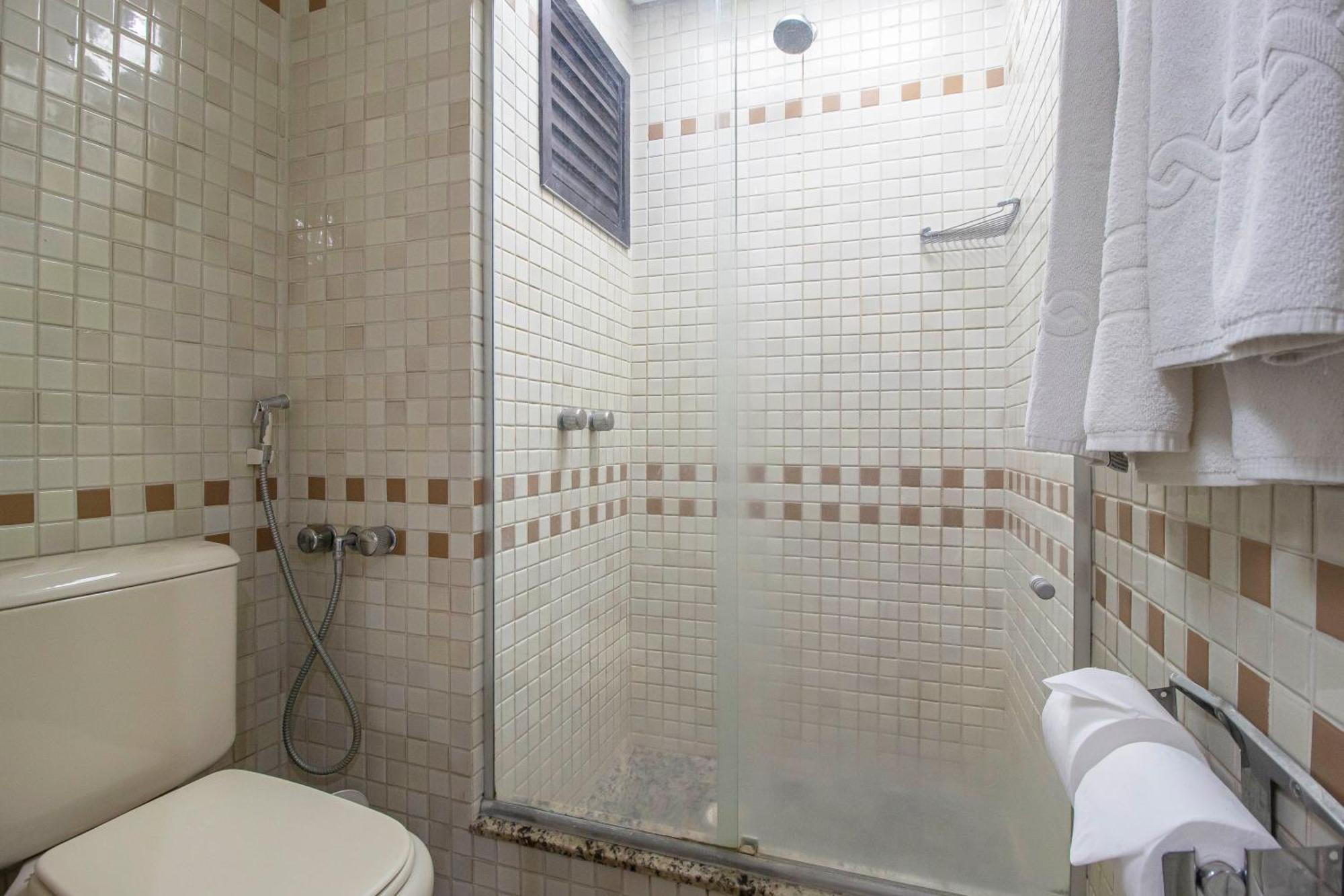 Hotel Victoria Villa Curitiba By Nacional Inn Bagian luar foto