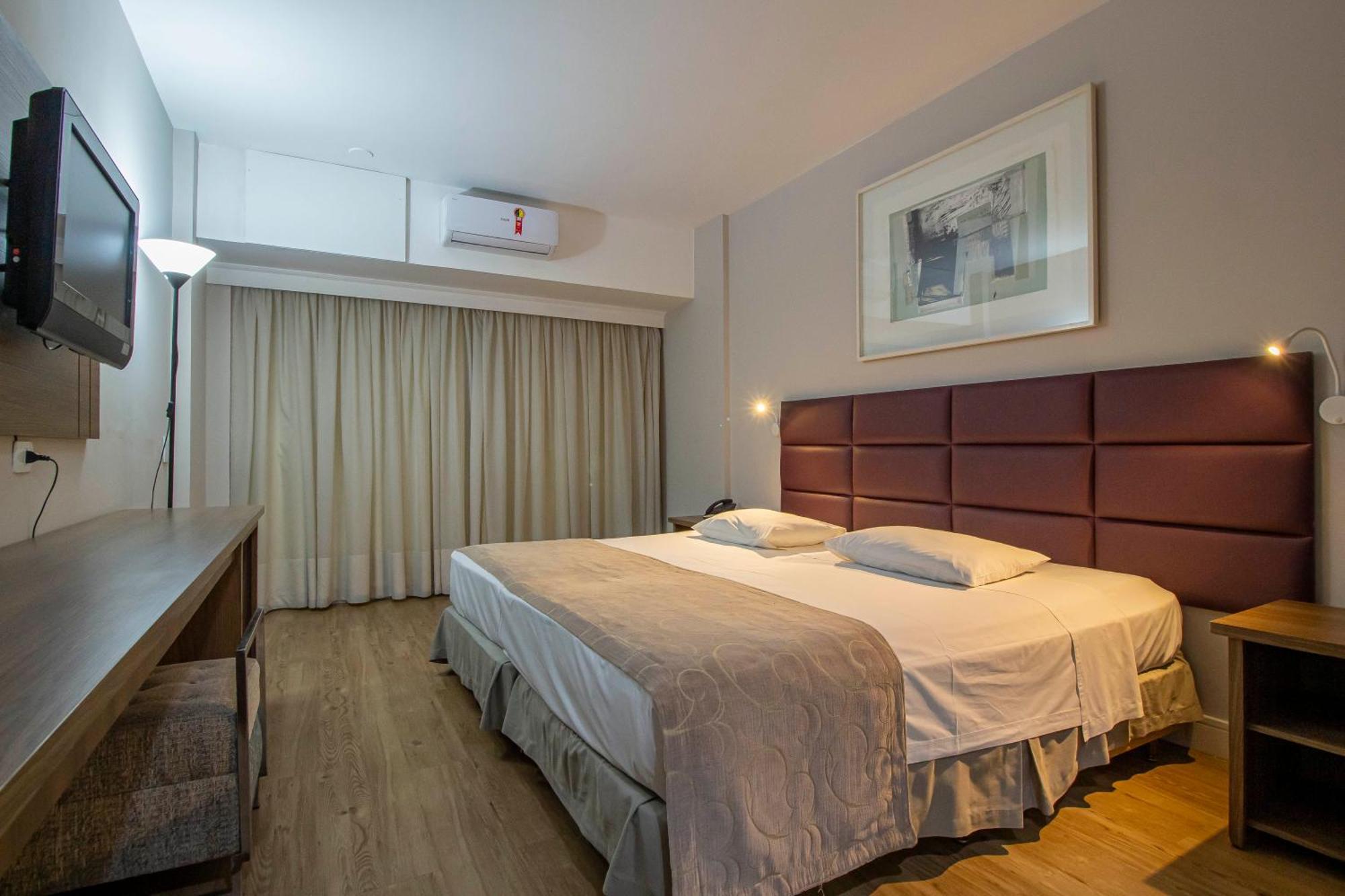 Hotel Victoria Villa Curitiba By Nacional Inn Bagian luar foto