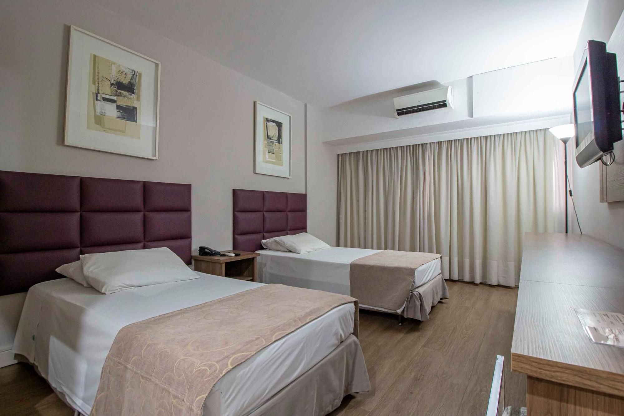 Hotel Victoria Villa Curitiba By Nacional Inn Bagian luar foto